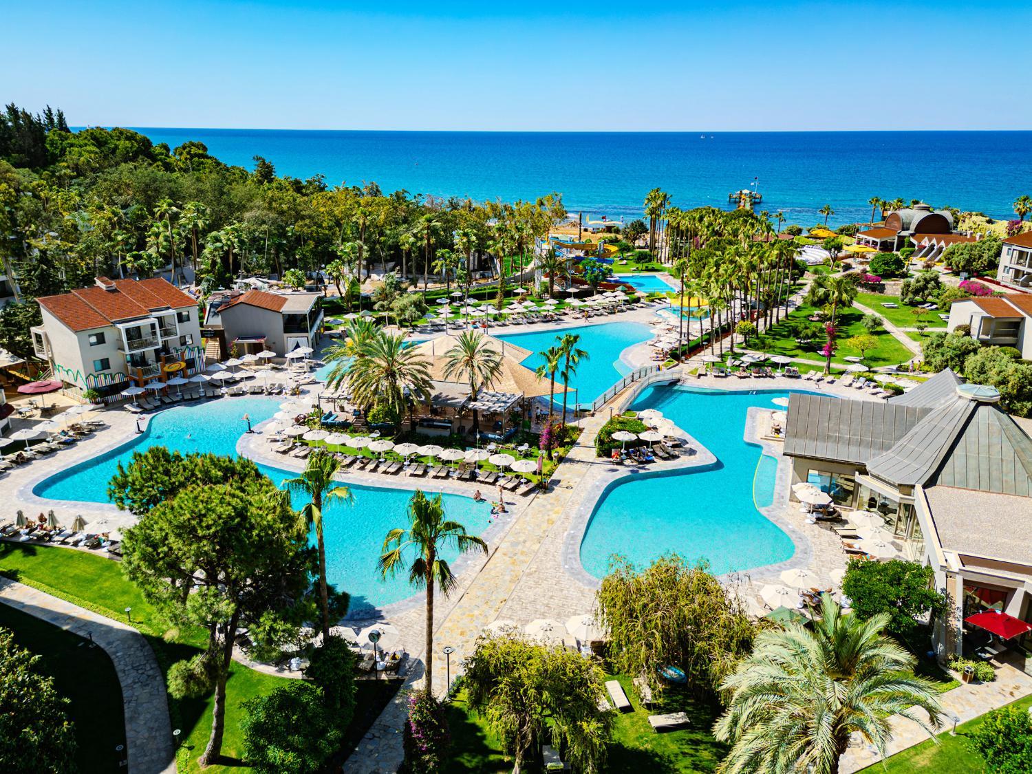 Hotel with all-inclusive - Arum Barut Collection - Ultra All Inclusive