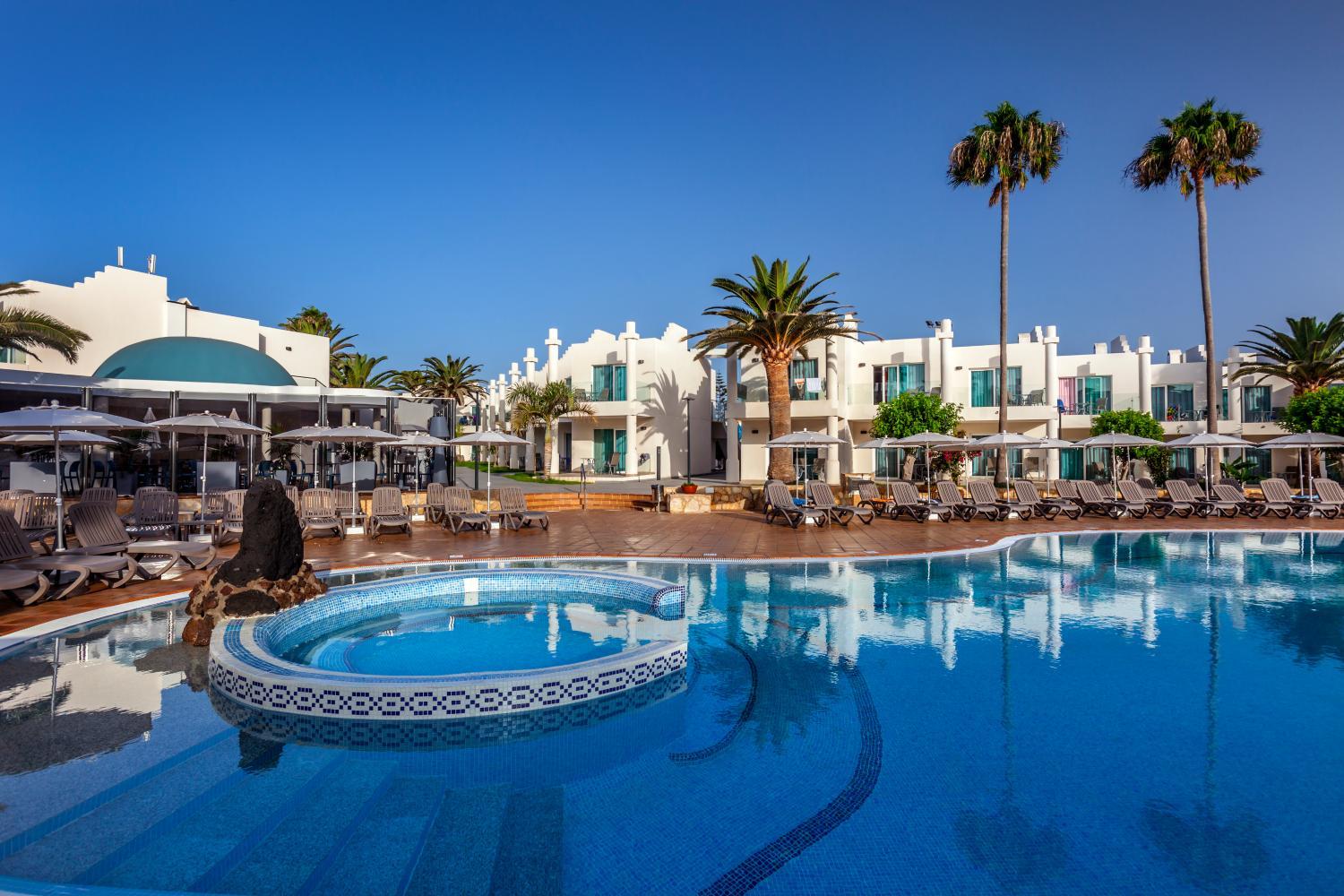 Hotel with all-inclusive - Barceló Corralejo Sands