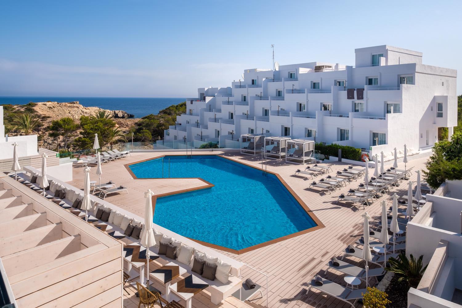 Hotel with all-inclusive - Barceló Portinatx - Adults Only