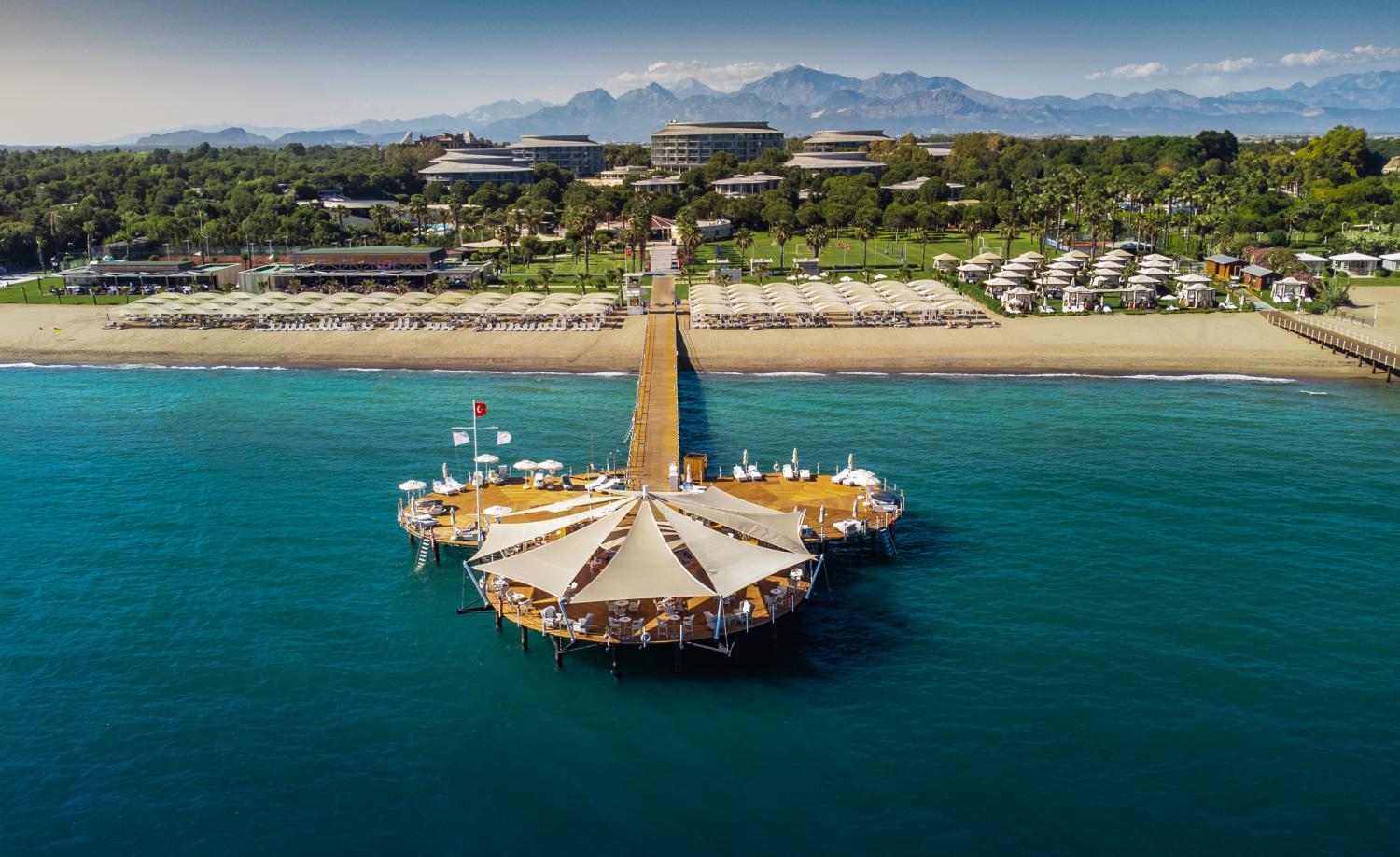 Hotel with all-inclusive - Calista Luxury Resort