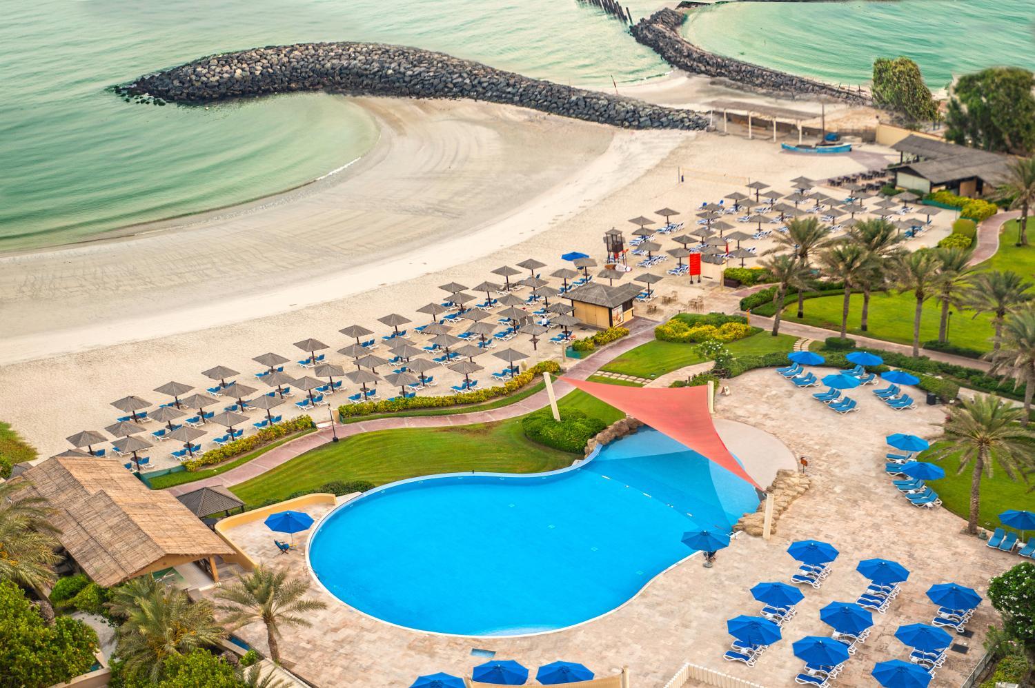 Hotel with all-inclusive - Coral Beach Resort Sharjah