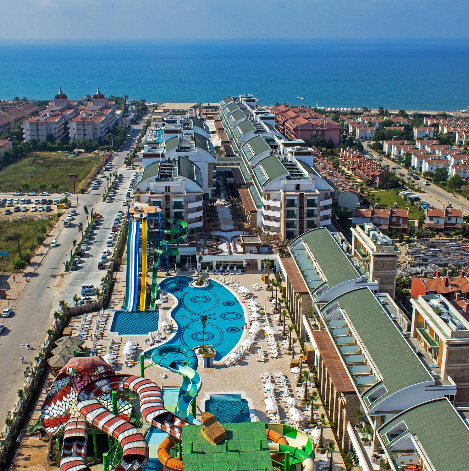 Hotel with all-inclusive - Crystal Waterworld Resort & Spa - Ultimate All Inclusive