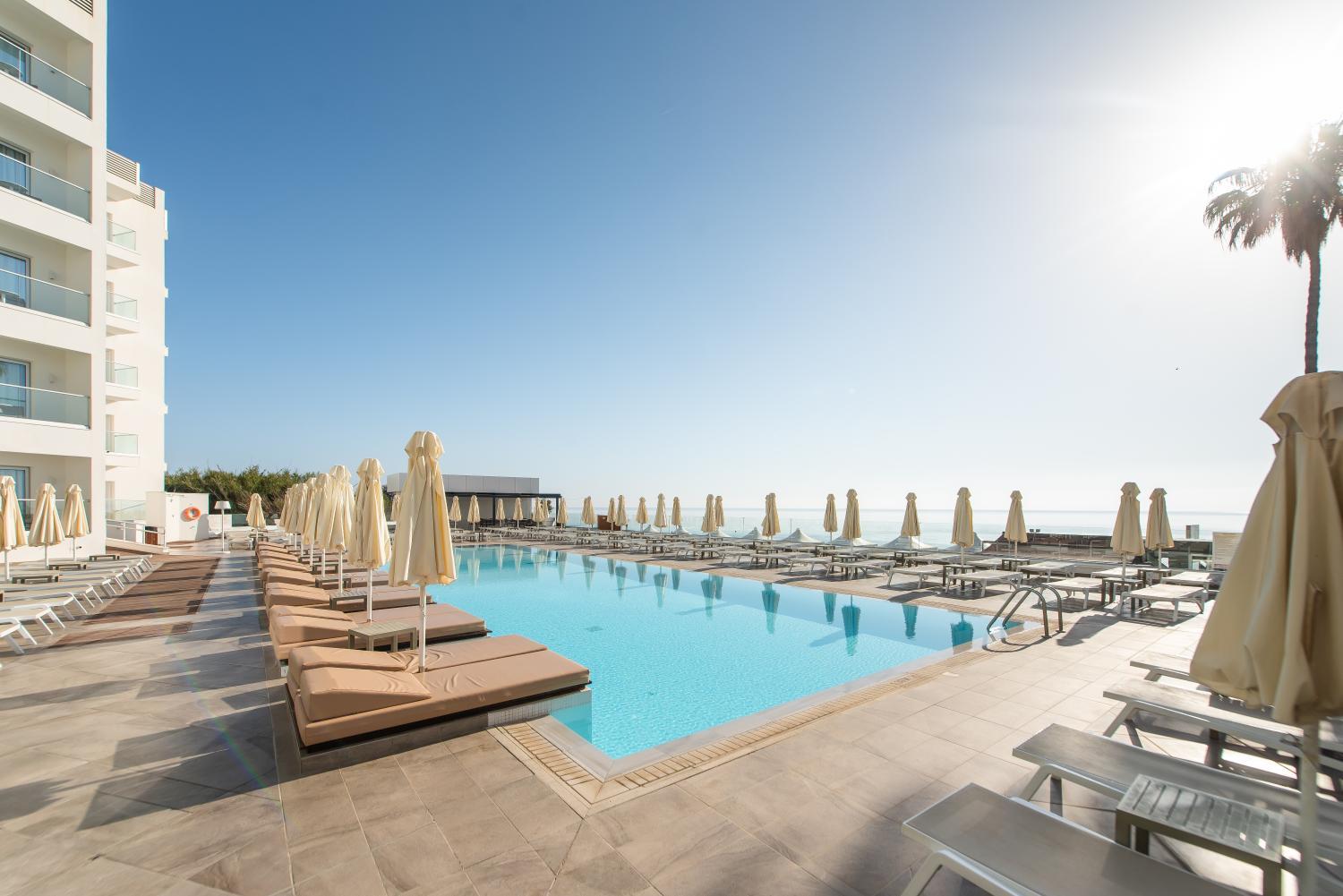 Hotel with all-inclusive - Evalena Beach Hotel