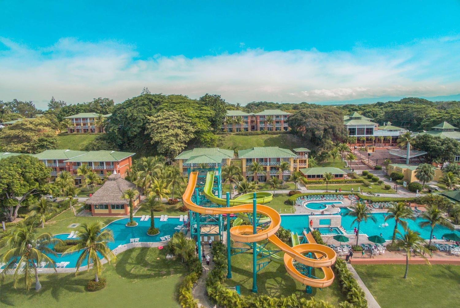 Hotel with all-inclusive - Grand Decameron Panama, A Trademark All Inclusive Resort