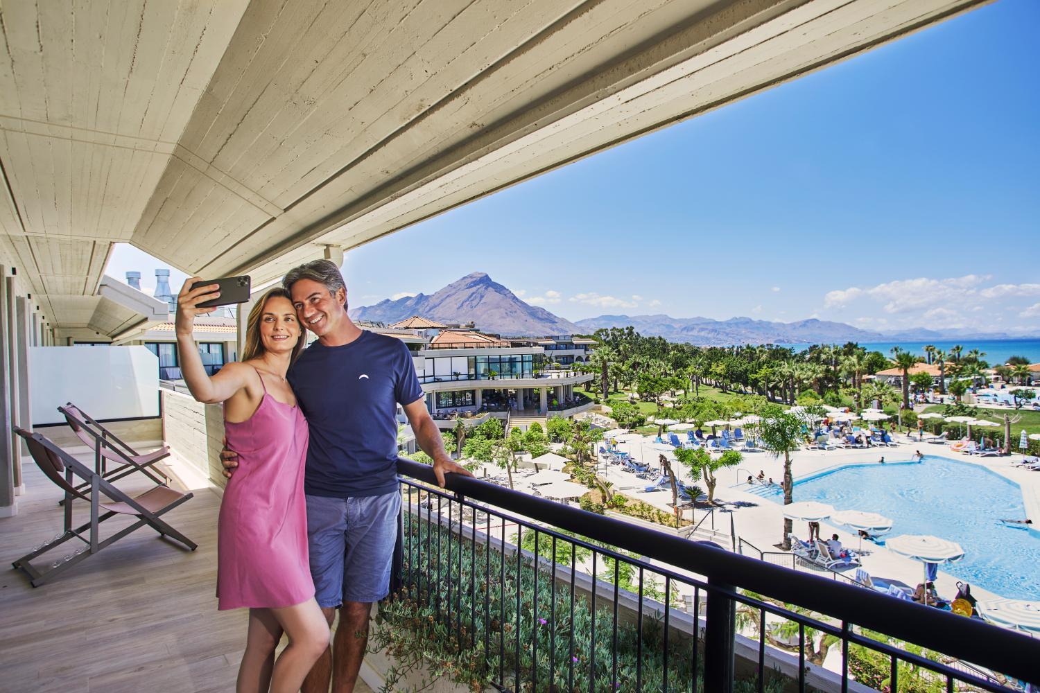 Hotel with all-inclusive - Grand Palladium Sicilia Resort & Spa