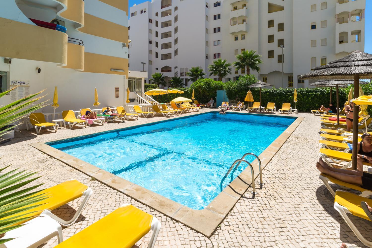 Hotel with all-inclusive - Hotel Atismar