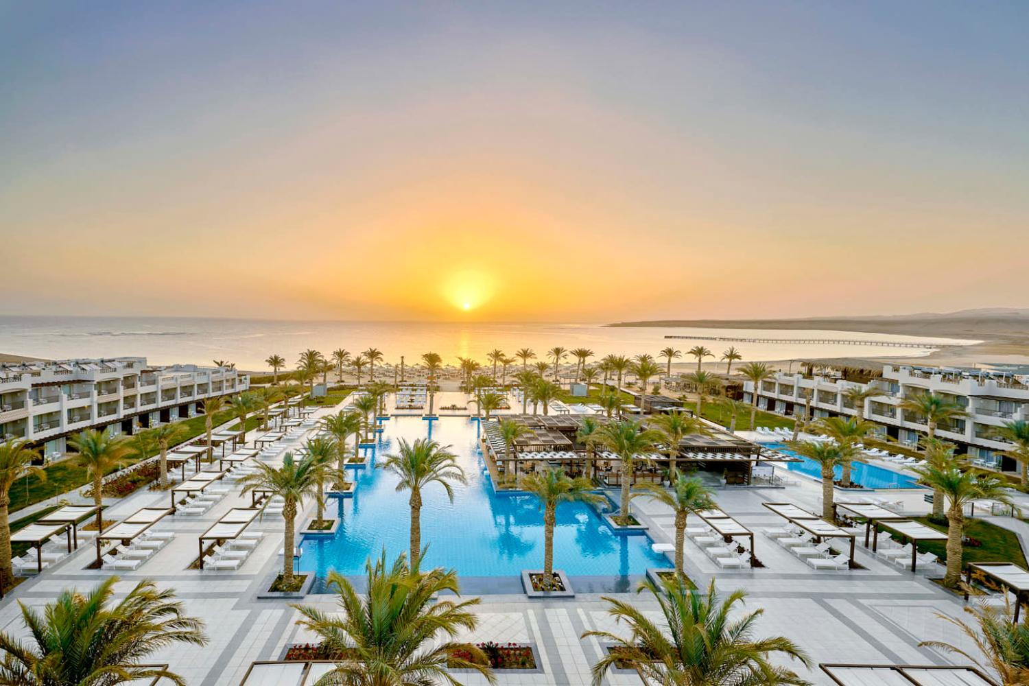 Hotel with all-inclusive - IBEROTEL Costa Mares