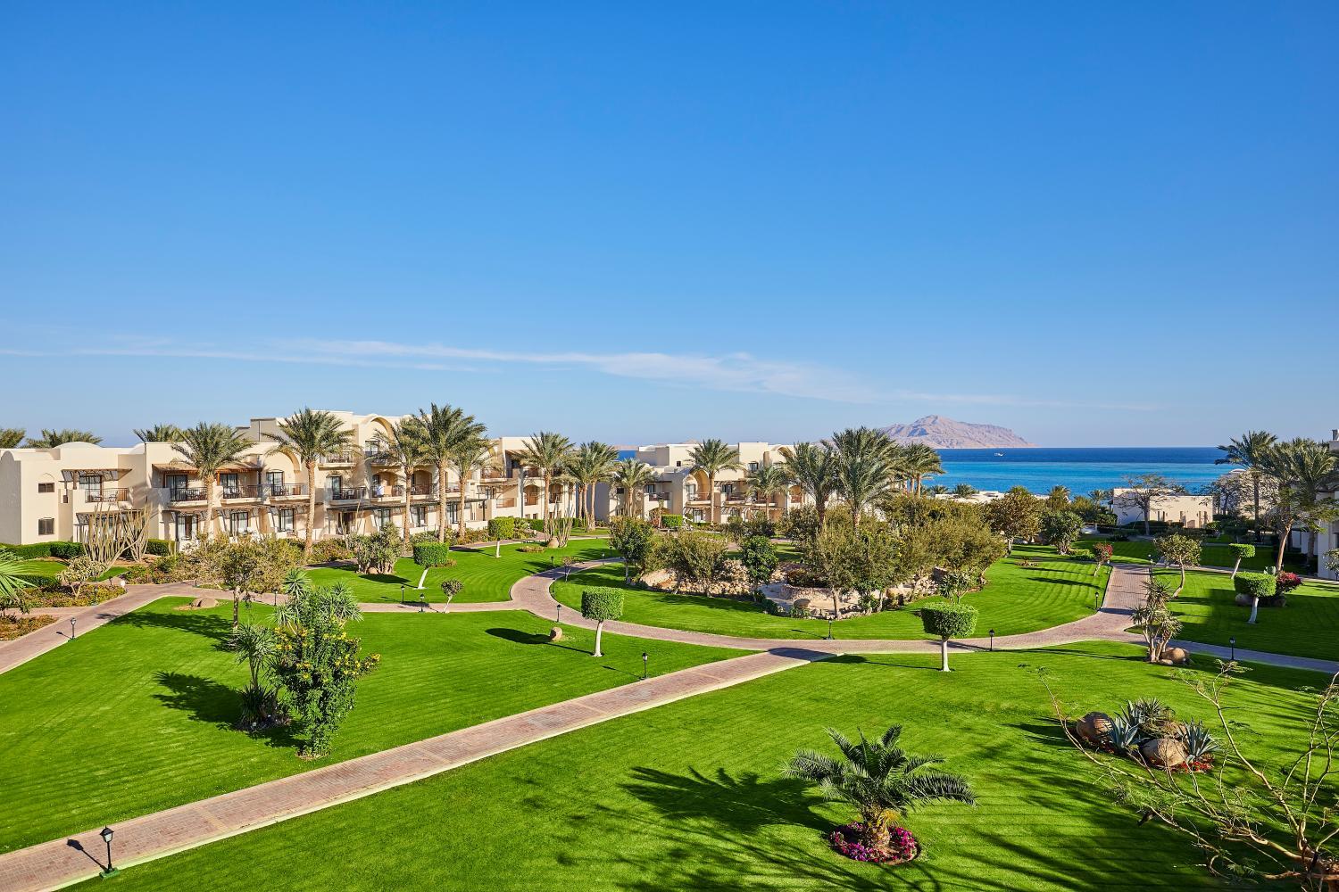 Hotel with all-inclusive - Jaz Belvedere Resort