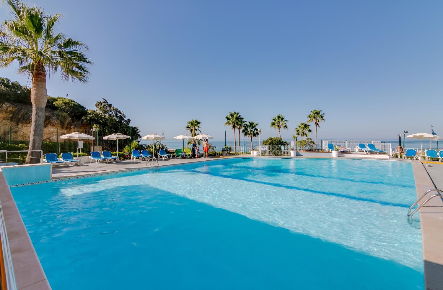 Hotel with all-inclusive - Monica Isabel Beach Club