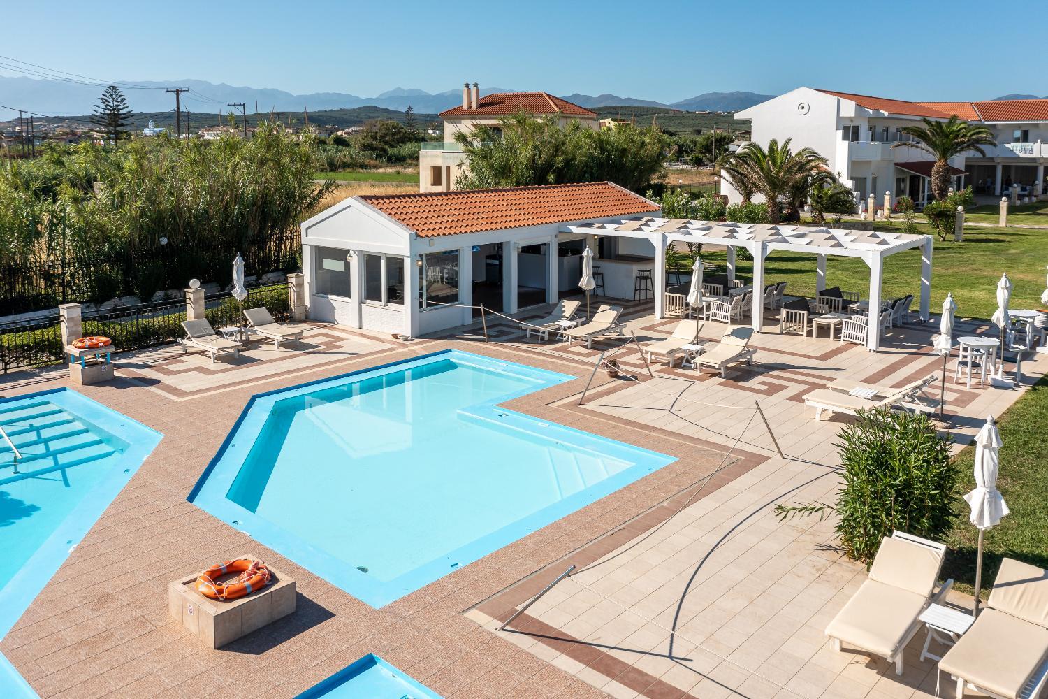 Hotel with all-inclusive - Mrs Chryssana Beach Hotel