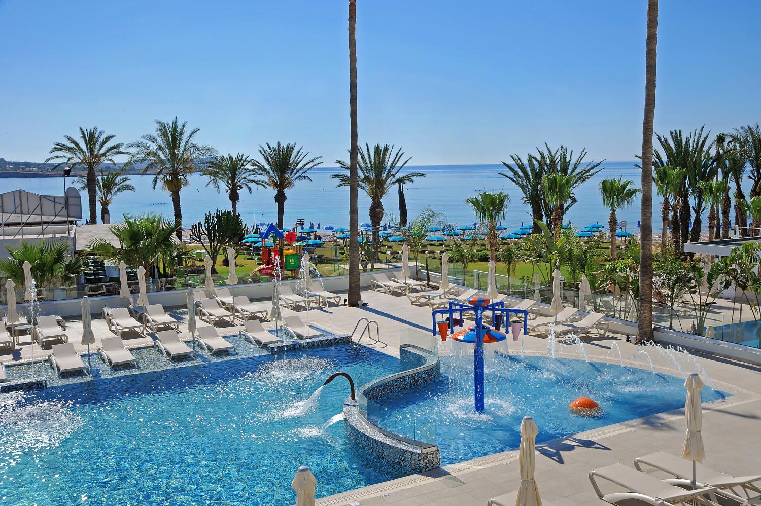 Hotel with all-inclusive - Nelia Beach Hotel & Spa