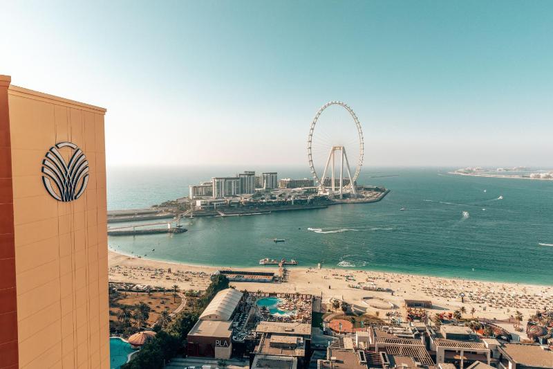 Hotel for Adults only - Amwaj Rotana, Jumeirah Beach - Dubai