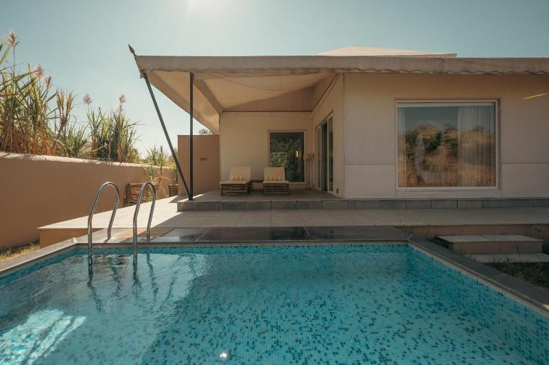 Hotel for Adults only - Brij Pola, Jawai - Luxury Jungle Camp with Private Pools