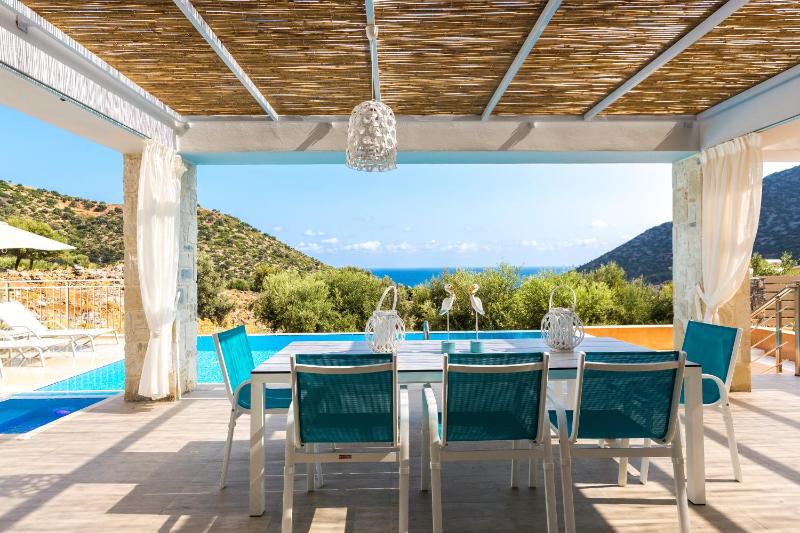 Hotel for Adults only - Filion Suites Resort & Spa