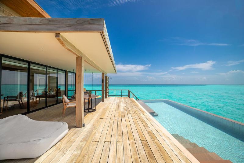 Hotel for Adults only - Kuda Villingili Maldives