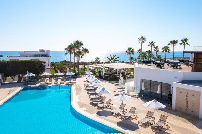 Hotel for Adults only - Leonardo Crystal Cove Hotel & Spa – Adults only