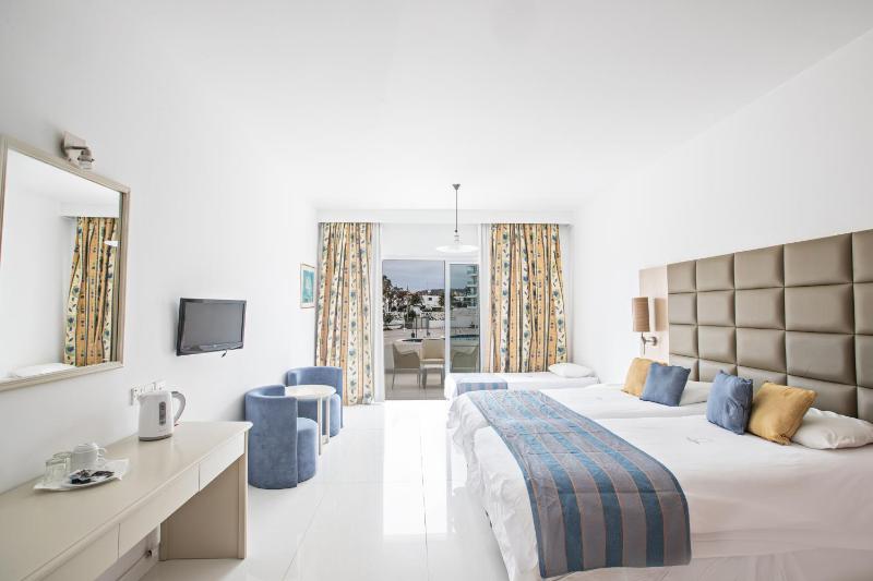 Hotel for Adults only - Odessa Beach Hotel