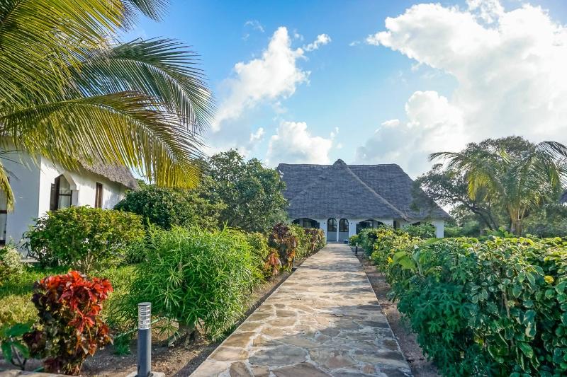 Hotel for Adults only - Pearl Beach by Sansi