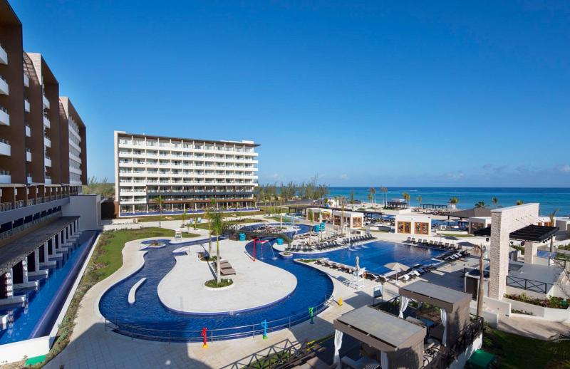 Hotel for Adults only - Royalton Blue Waters Montego Bay, An Autograph Collection All-Inclusive Resort