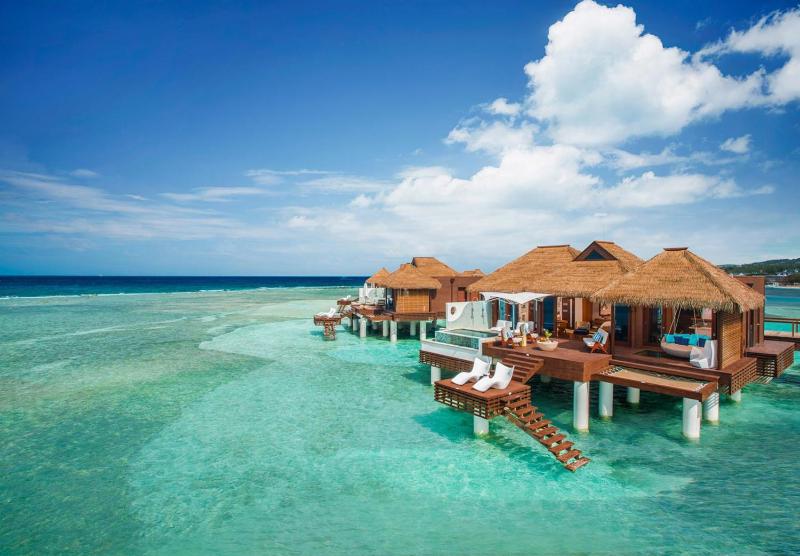 Hotel for Adults only - Sandals Royal Caribbean All Inclusive Resort & Private Island - Couples Only
