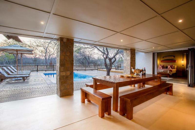Hotel for Adults only - Vuyani Marula Lodge